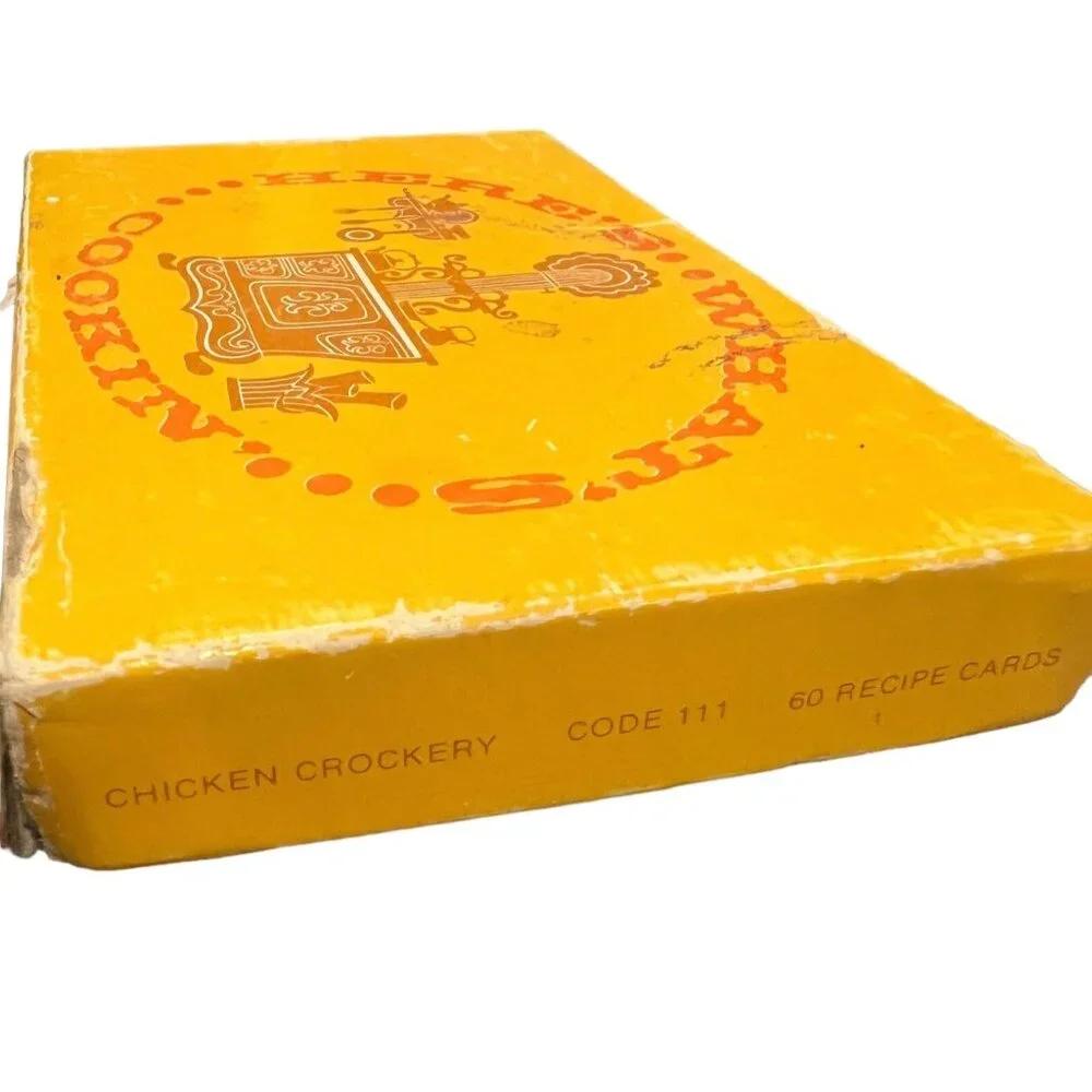 VTG New Here's What's Cooking W Chickens Mixed W Others Recipe Index Cards W Box